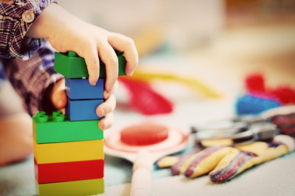 child, tower, building blocks-1864718.jpg